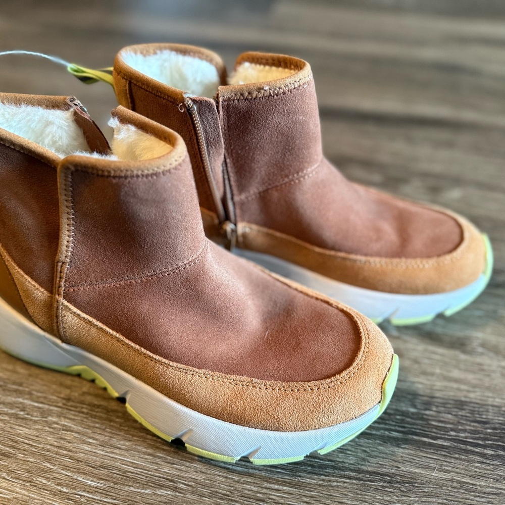Nurture by Lamaze Brown Kids Boots